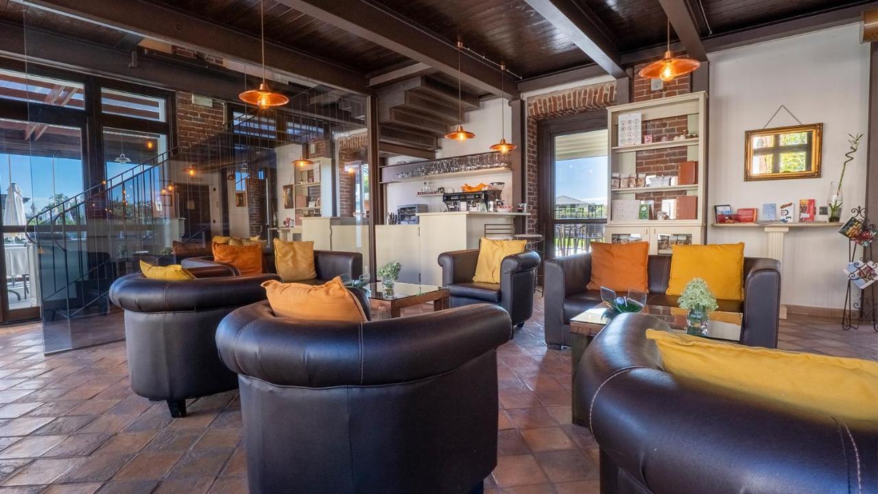 Relais Bella Rosina Pool & Spa La Cassa Ngoại thất bức ảnh