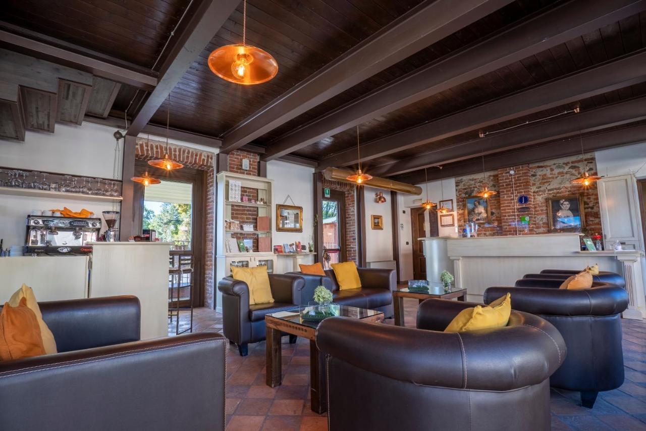 Relais Bella Rosina Pool & Spa La Cassa Ngoại thất bức ảnh
