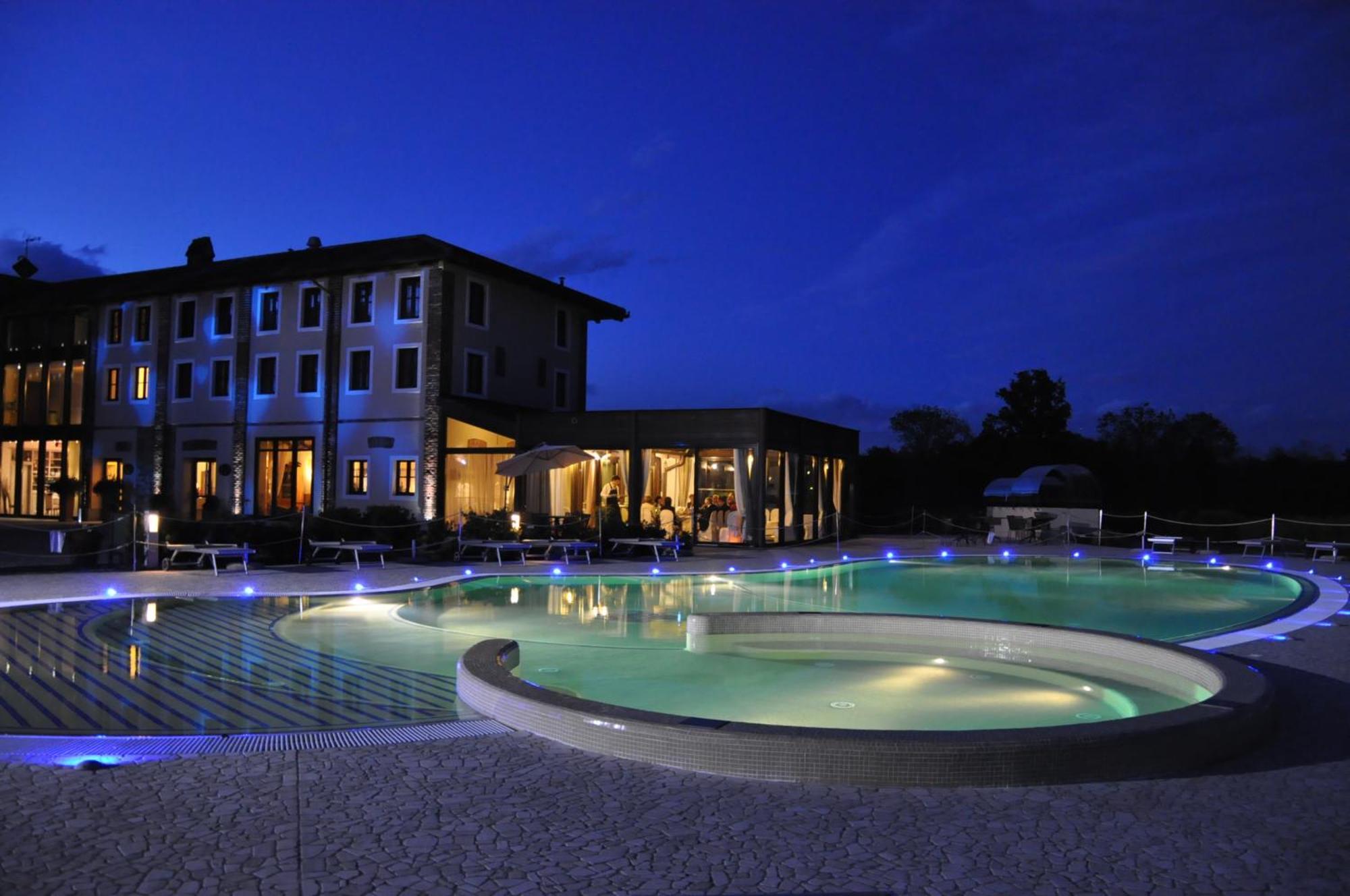 Relais Bella Rosina Pool & Spa La Cassa Ngoại thất bức ảnh